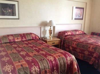 Town And Country Motor Hotel YYC Exterior foto